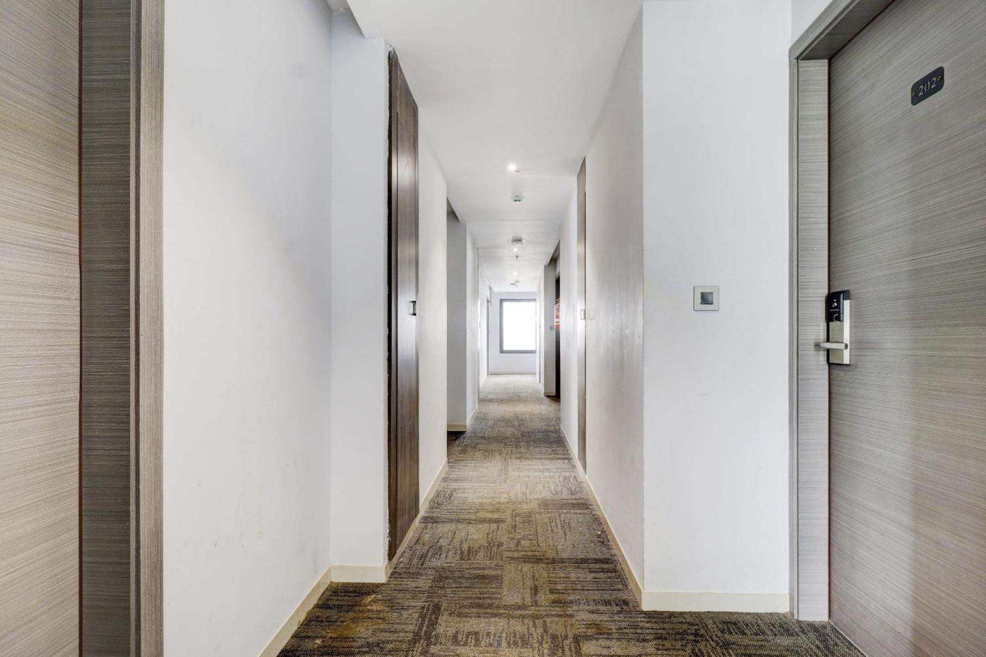 Super Sleek Townhouse Galexia Hotel And Resorts Бангалор Экстерьер фото